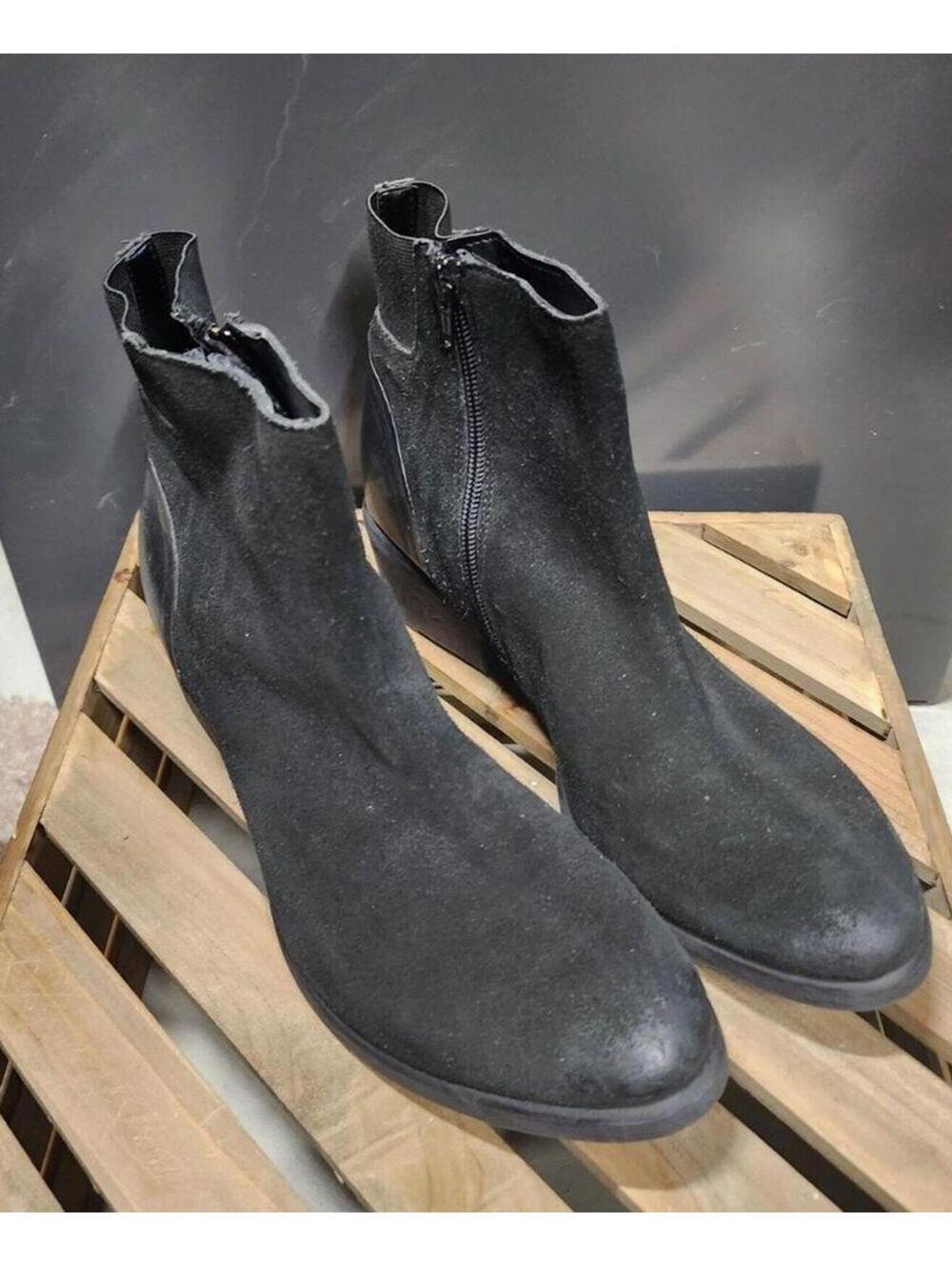 Coconuts Black Distressed Suede Leather Ankle Boots Women's Size 10